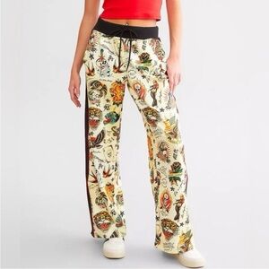 NWT ED HARDY Flashboard Multi Track Pant Size XS